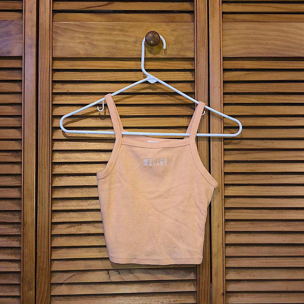 garage malibu tank